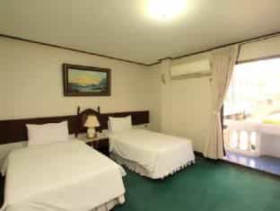 Baan Busarin Hotel