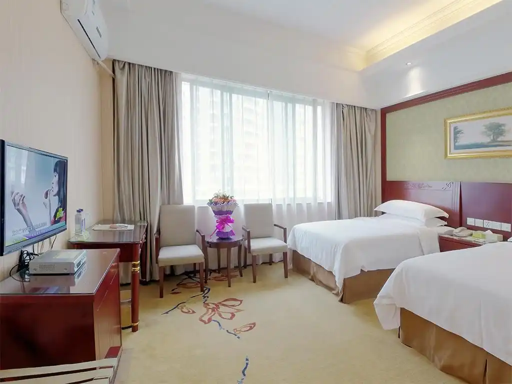 Vienna Hotel Guangxi Nanning Changhu Road Dongge Metro Station