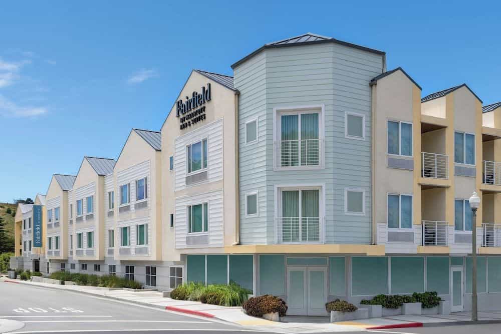 HOLIDAY INN EXPRESS and SUITES