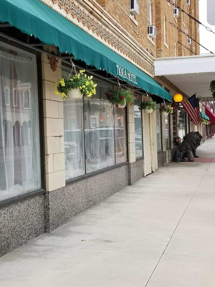 Tioga Suites Chanute
