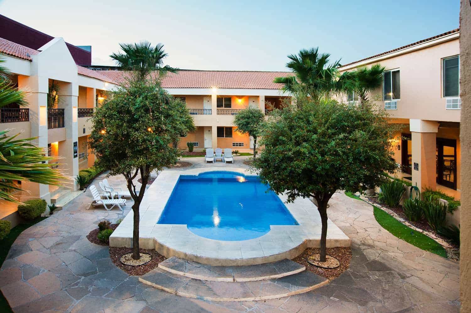 Best Western Cumbres Aeropuerto