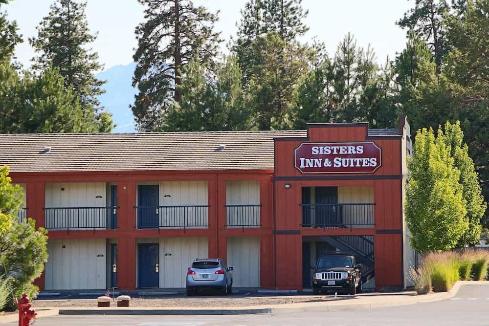 Sisters Inn and Suites