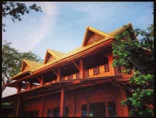 คลองสวนพลู รีสอร์ท