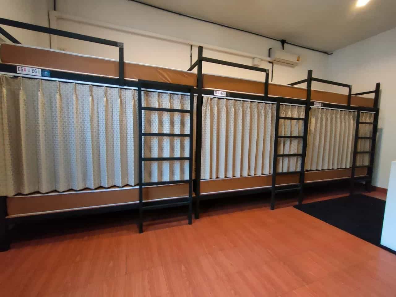 WE Pakchong hostel