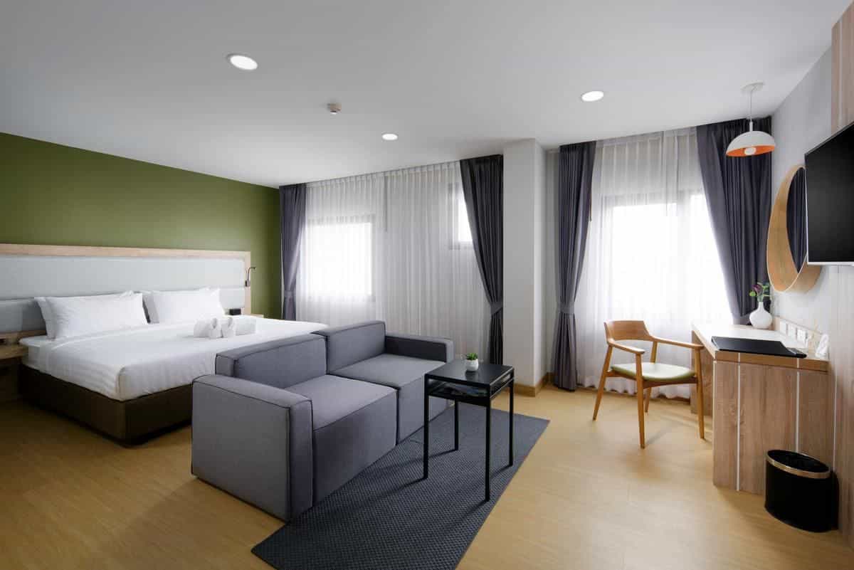 Prime Square Hotel