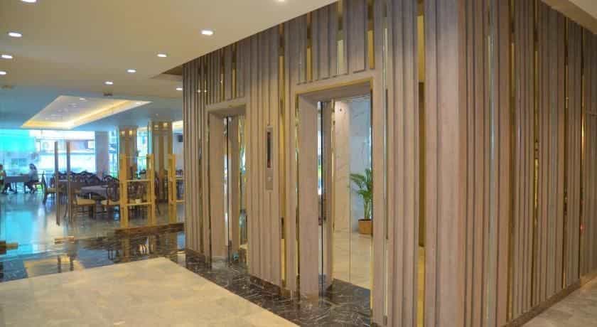 โรงแรมเวนิสพาเลซ