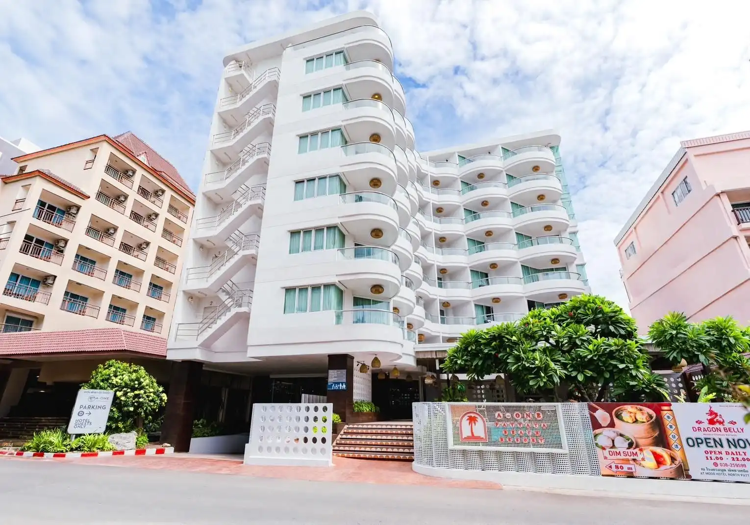 โรงแรมเอวัน พัทยา บีช รีสอร์ต