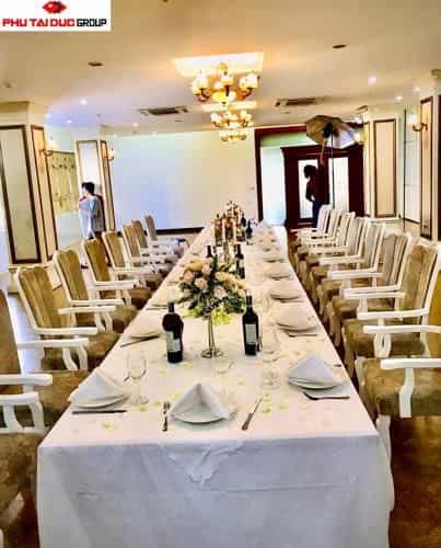 White Palace Hotel