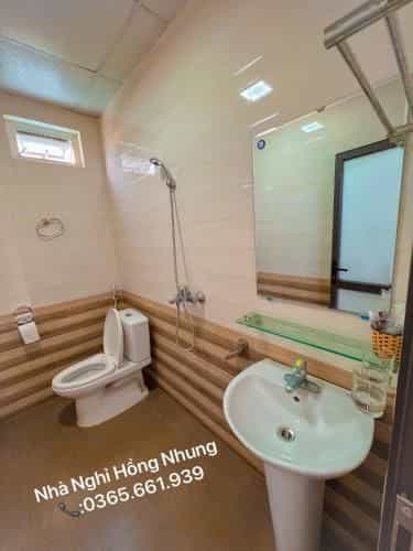 Nha Nghi Hong Nhung