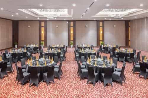 Melia Vinpearl Cua Hoi Beach Resort