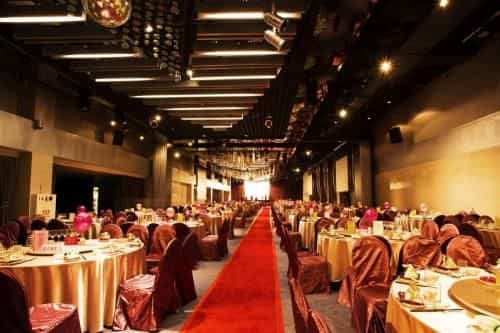 โรงแรมออร์ชาร์ดพาร์ค - ฝั่งใหม่