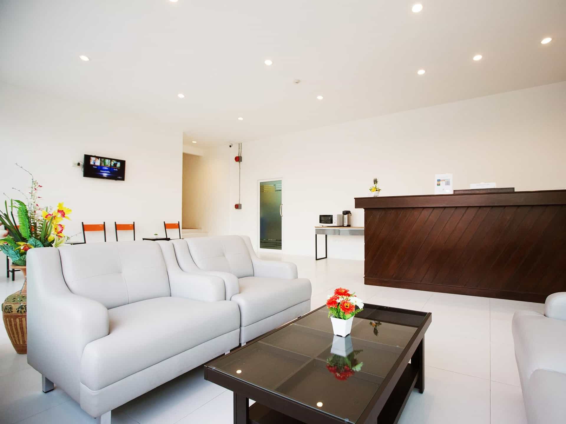 B2 Korat Boutique and Budget Hotel