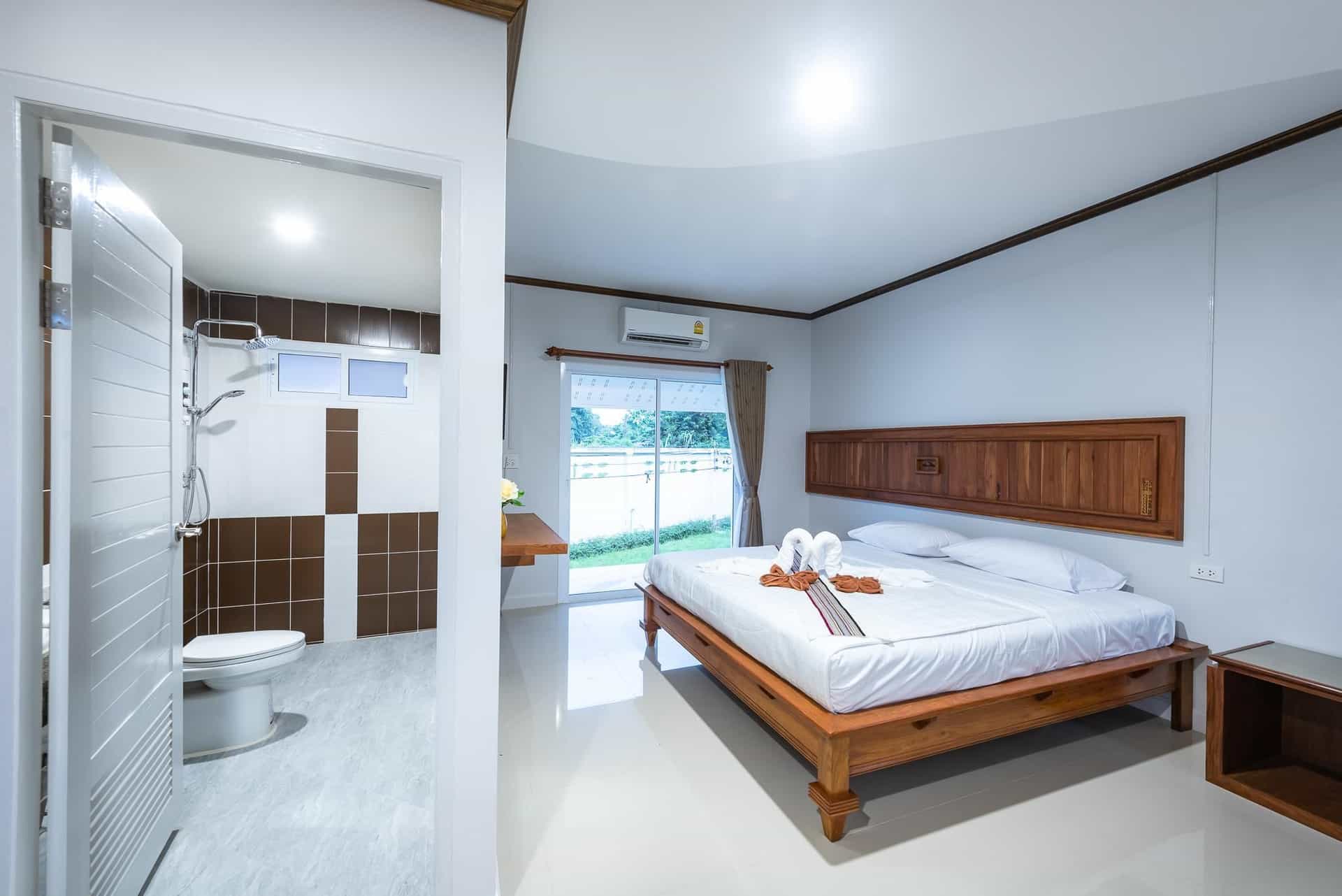 บ้านบัวนารา (ไพรเวทรีสอร์ต) บ้านบัวนารา (ไพรเวทรีสอร์ต)