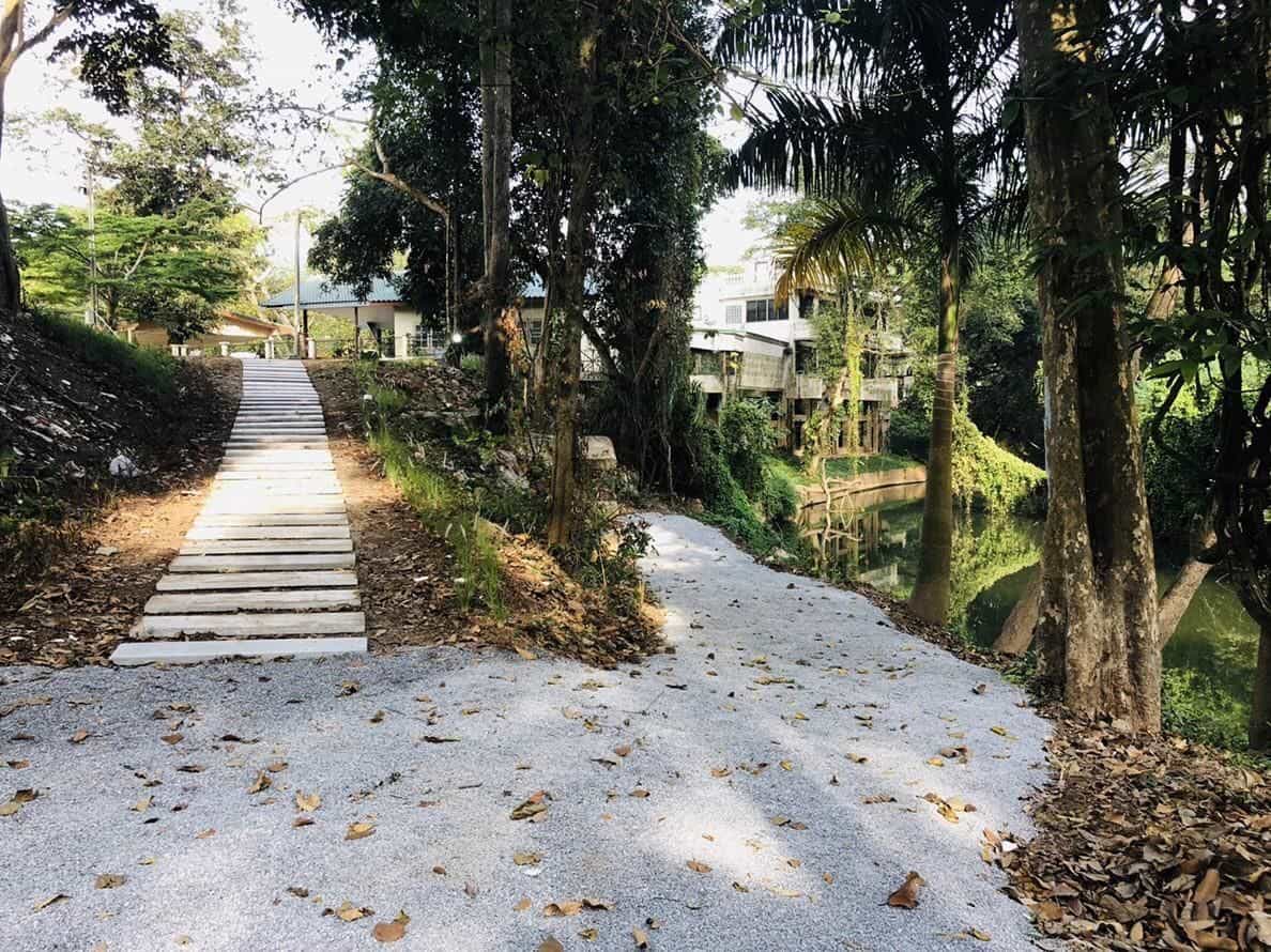 มาลีน่า การ์เด้น แอท ลำตะคองริเวอร์ไซด์ มาลีน่า การ์เด้น แอท ลำตะคองริเวอร์ไซด์