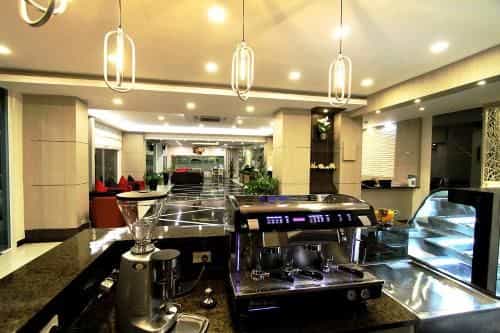 โรงแรมเดอะ คอนทรัสต์ ไอ