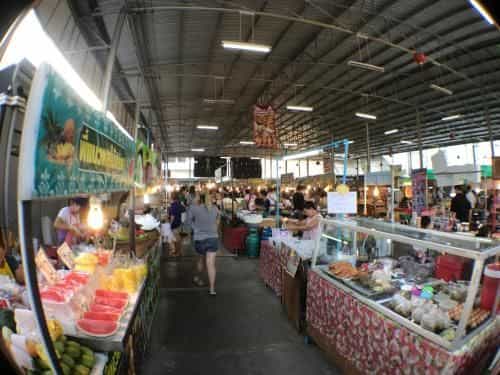 28 เพลส