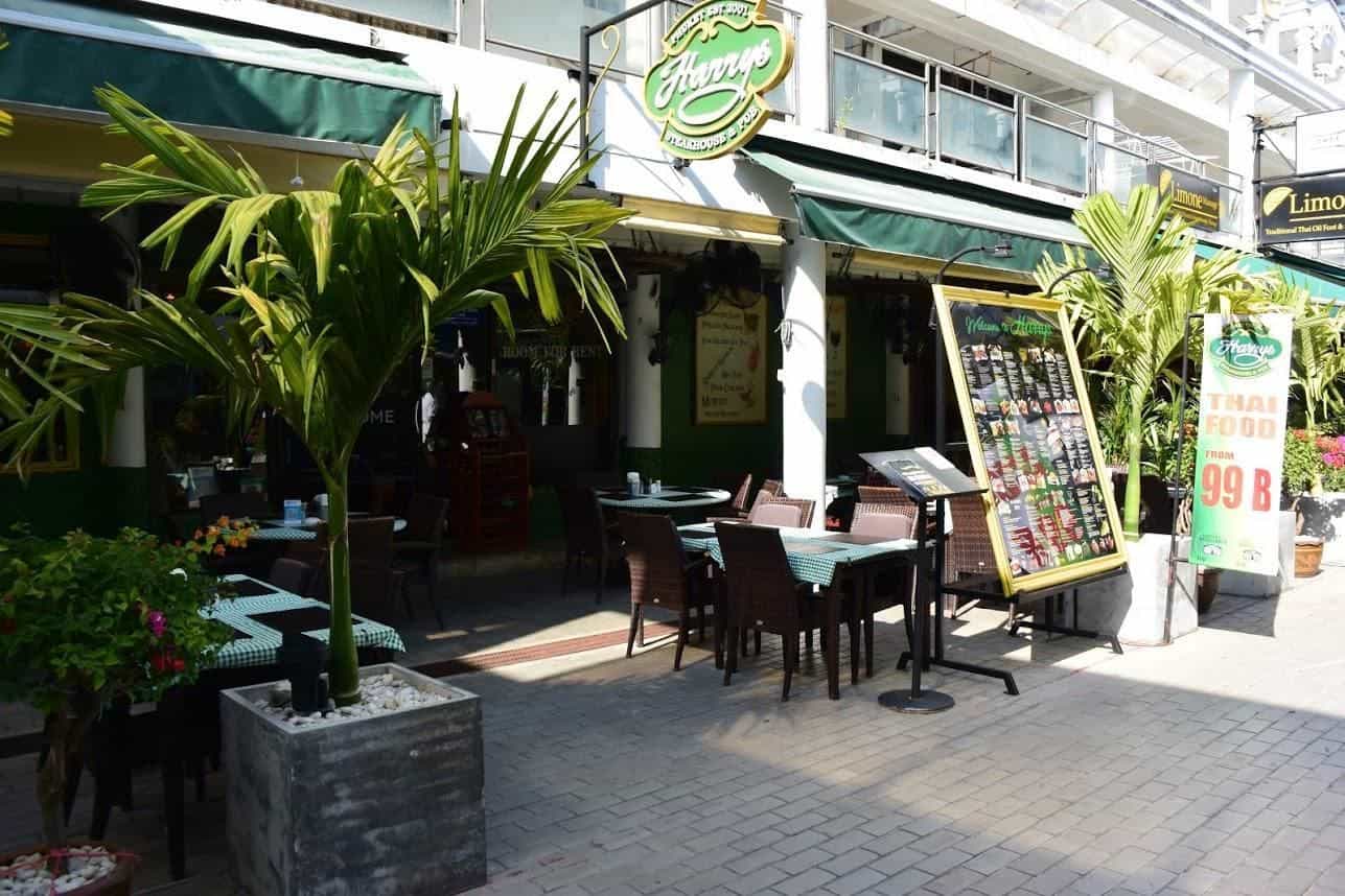 Big Boys' Bed & Burger - Patong Beach