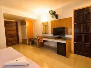 Satit Hotel