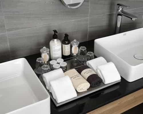 โรงแรมนีรา รีทรีท โรงแรมนีรา รีทรีท