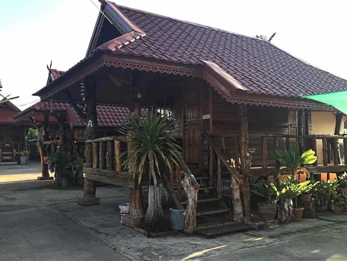 เรือนไม้ โฮมสเตย์ ละหานทราย เรือนไม้ โฮมสเตย์ ละหานทราย
