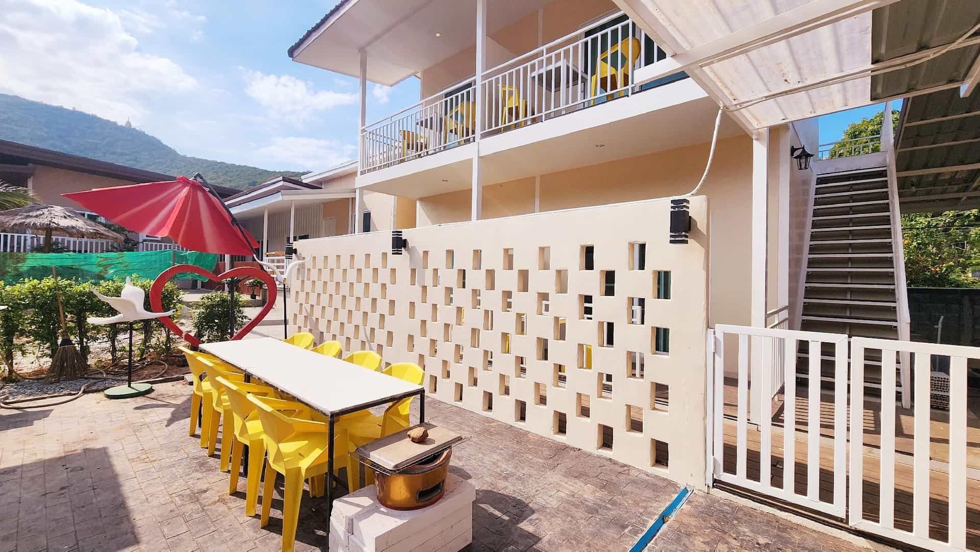 วันมอร์ รีสอร์ท เกาะล้าน