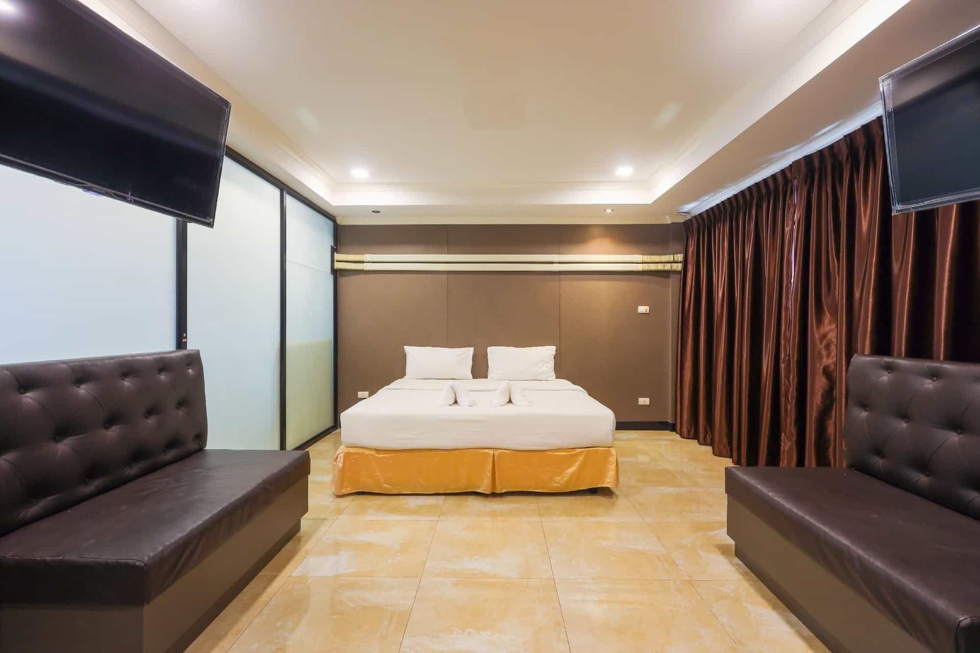 แลนด์ รอยัล เรสซิเดนซ์