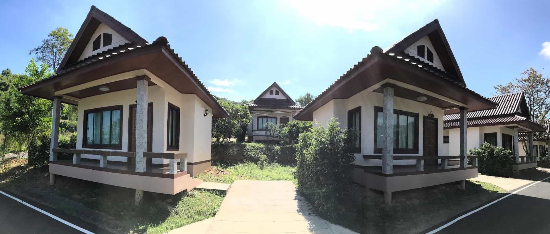 บ้านสวนทิพย์รีสอร์ต สัตหีบ บ้านสวนทิพย์รีสอร์ต สัตหีบ