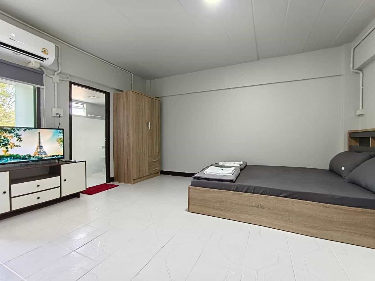 Patcharin Residence