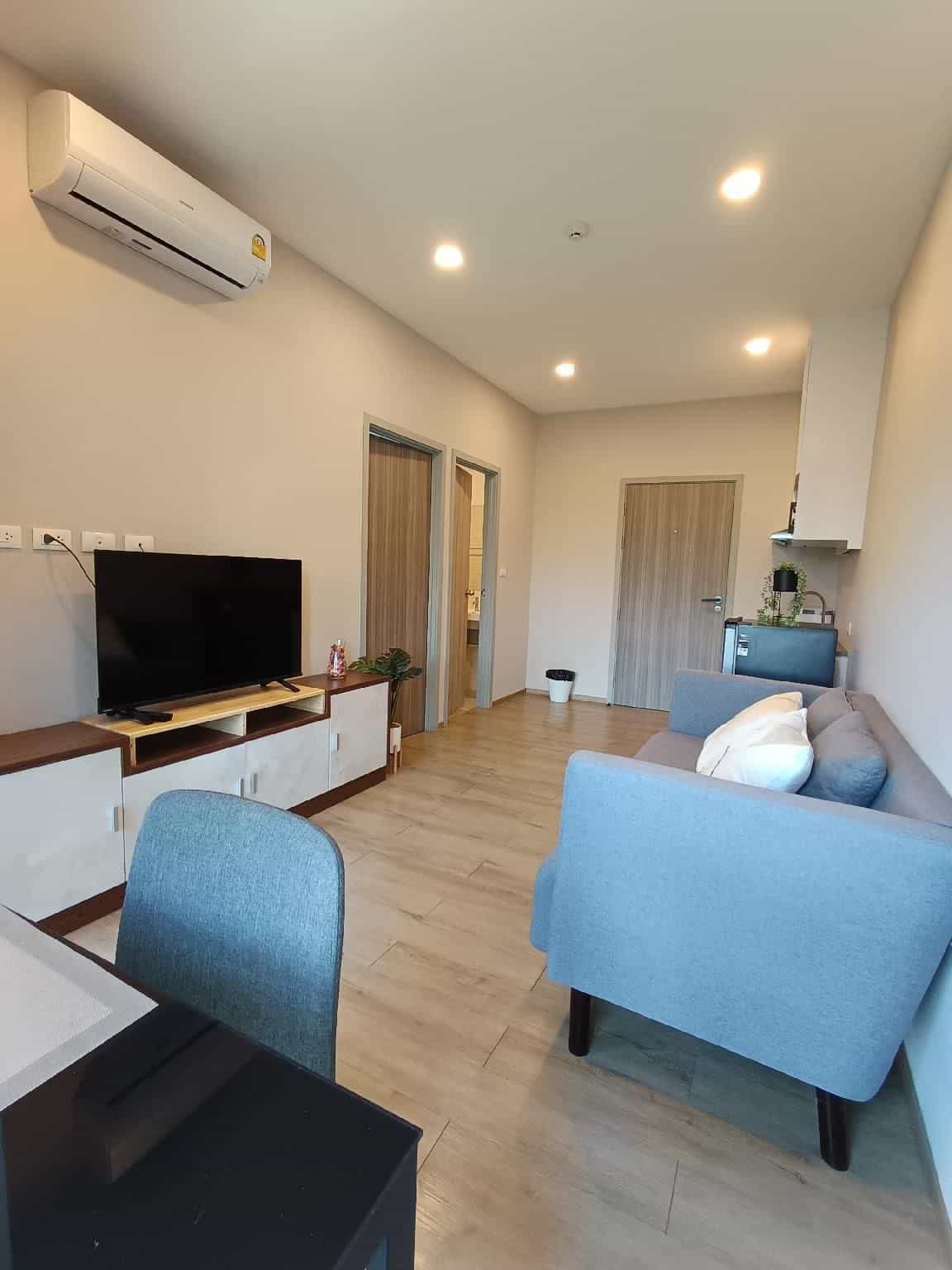 Rise Apartment by karn korat