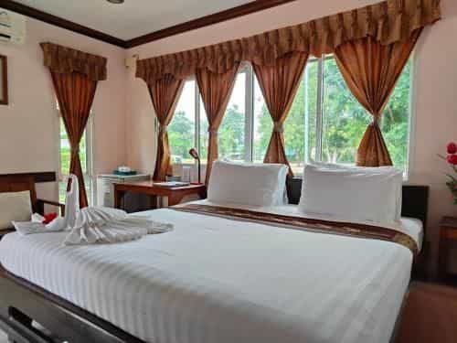 ธรรมชาติ ริเวอร์วิว ธรรมชาติ ริเวอร์วิว