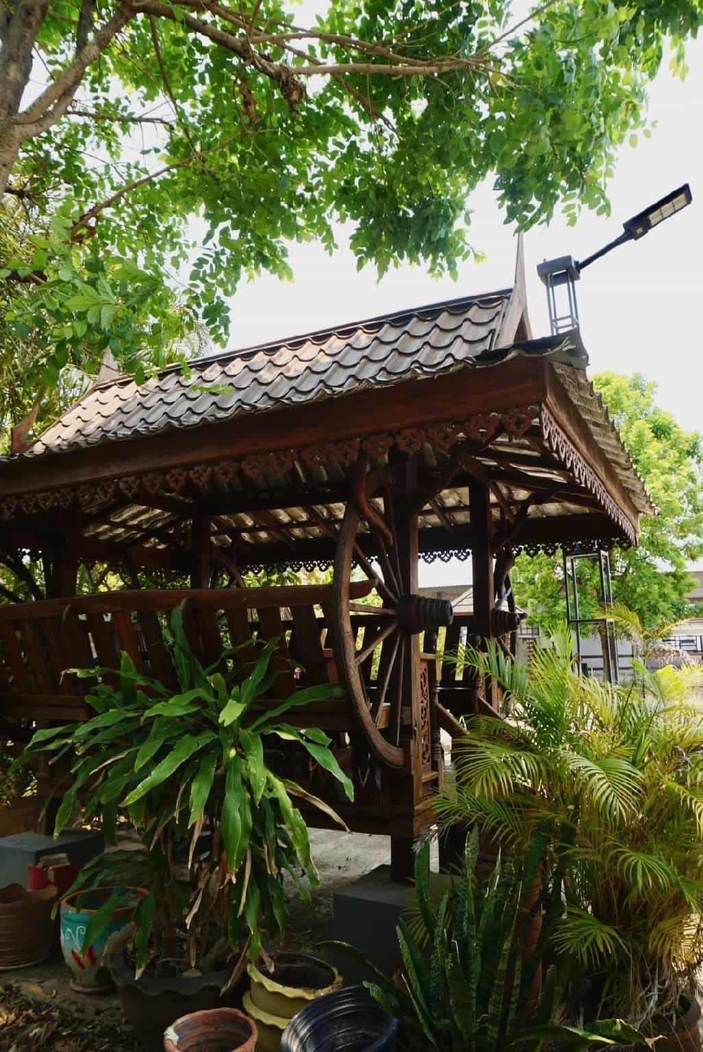 โรงแรมพีเคการ์เด้น