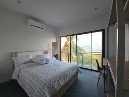 Moon Beach House