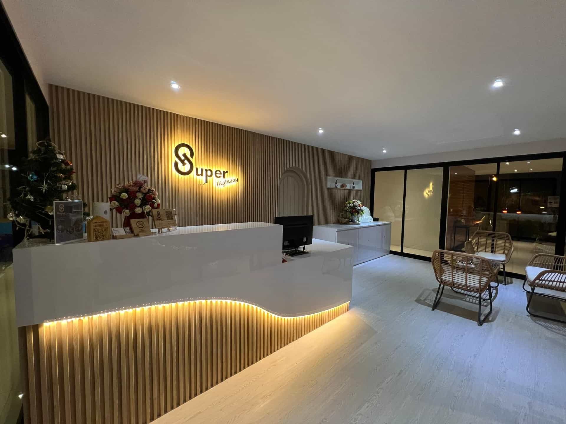 Super Highway Hotel Super Highway Hotel