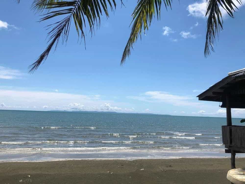 หาดสนรีสอร์ท