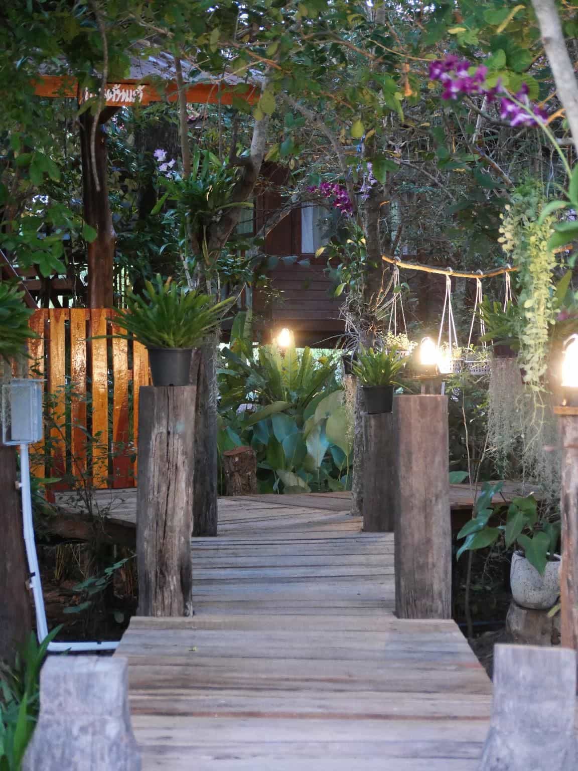 Baan Suan Kaew Khampaeng