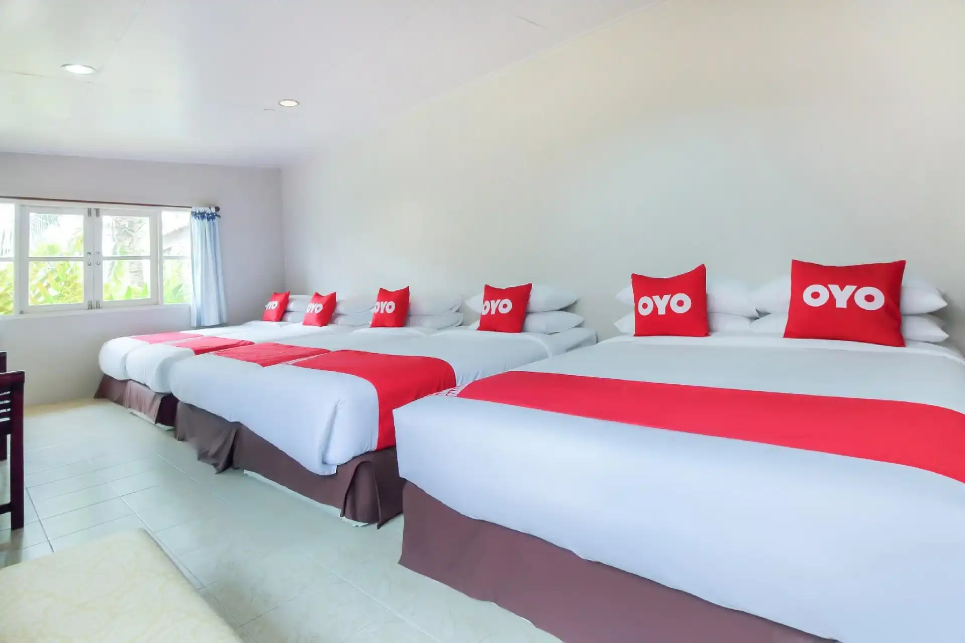 โอโย 606 บ้านสวนสบาย เพลินพรรณไม้ รีสอร์ต อัมพวา โอโย 606 บ้านสวนสบาย เพลินพรรณไม้ รีสอร์ต อัมพวา