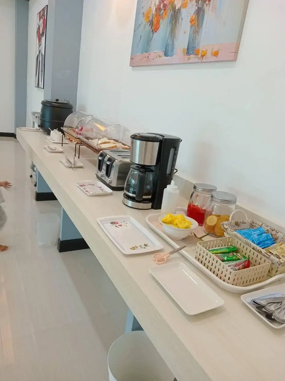 โรงแรม เจอาร์ดี แกรนด์เพลส ลพบุรี โรงแรม เจอาร์ดี แกรนด์เพลส ลพบุรี