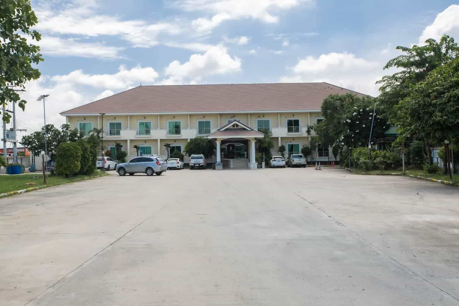 โรงแรม เจอาร์ดี รีสอร์ท ลพบุรี โรงแรม เจอาร์ดี รีสอร์ท ลพบุรี