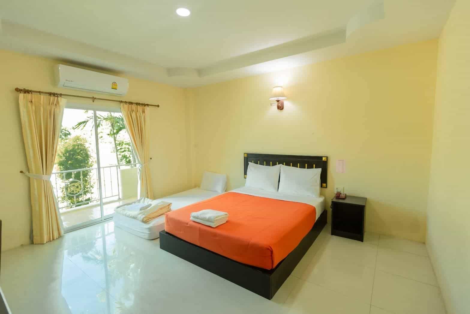 โรงแรม เจอาร์ดี รีสอร์ท ลพบุรี โรงแรม เจอาร์ดี รีสอร์ท ลพบุรี