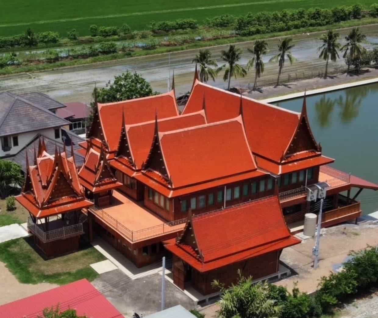 เรือนสิงหนาท คาเฟ่ แอนด์ รีสอร์ท