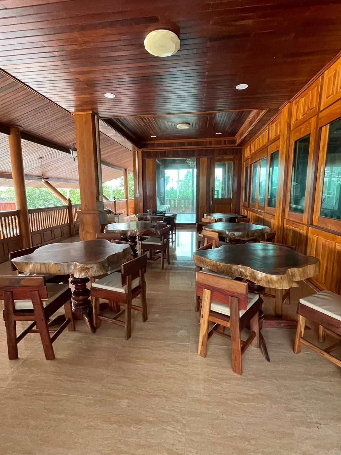 เรือนสิงหนาท คาเฟ่ แอนด์ รีสอร์ท