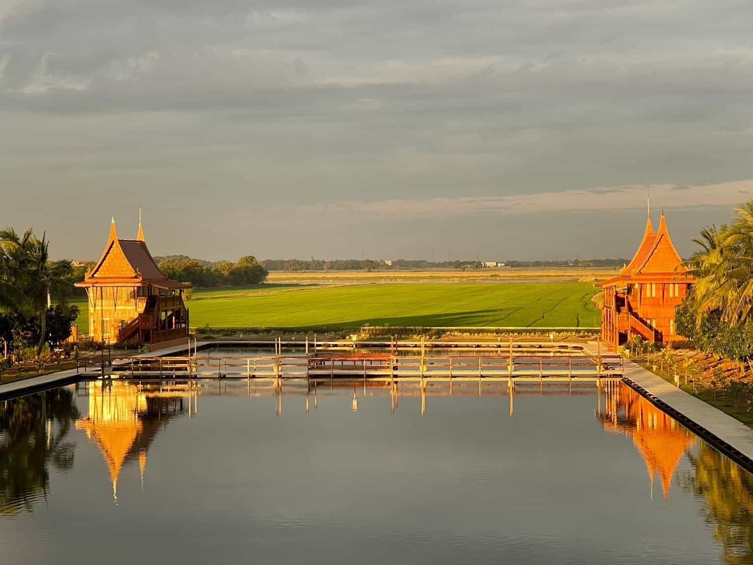 เรือนสิงหนาท คาเฟ่ แอนด์ รีสอร์ท