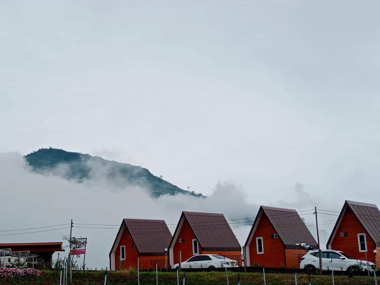 บ้านพักสายลมหนาว บ้านพักสายลมหนาว