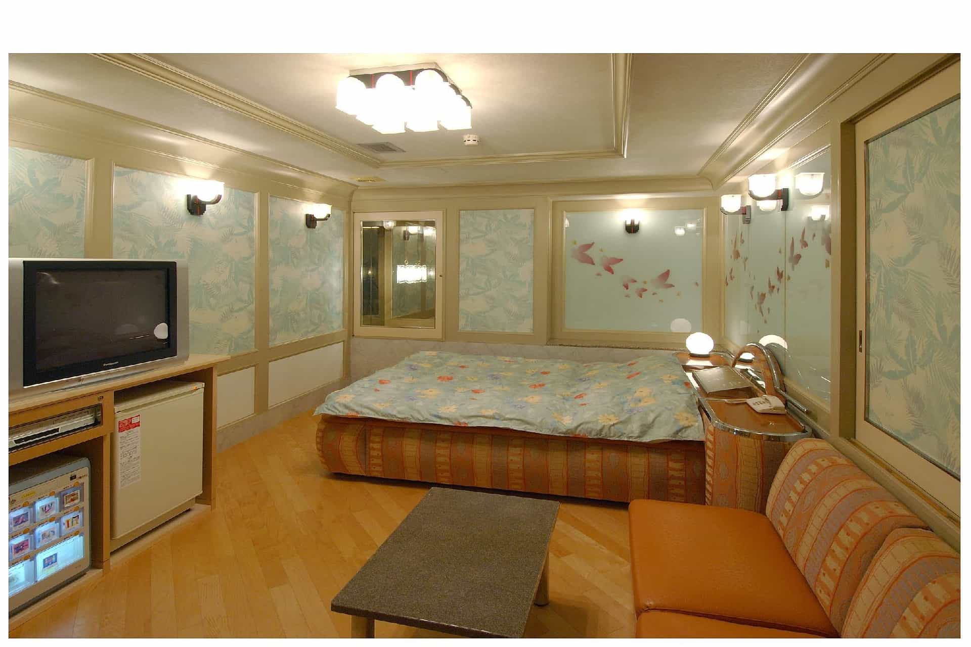 โฮเทล โรแดน