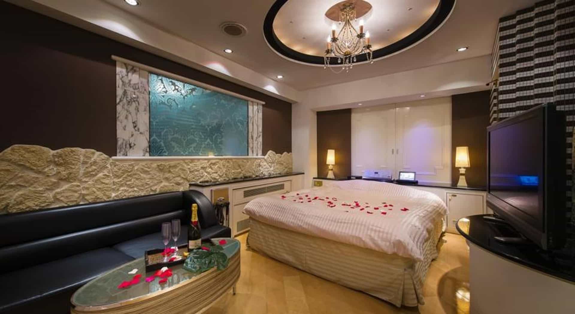 โรงแรมพีเอแอล - สำหรับผู้ใหญ่เท่านั้น