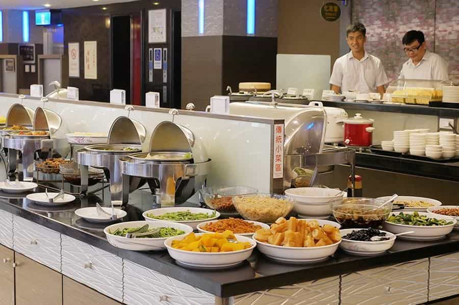 โรงแรมชิห์สุวัน - สถานีคาโอห์เซียง โรงแรมชิห์สุวัน - สถานีคาโอห์เซียง