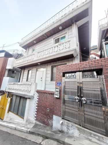 อพาร์ตเมนต์ 3 ห้องนอน 1 ห้องน้ำส่วนตัว ขนาด 58 ตร.ม. – อิแทวอน
