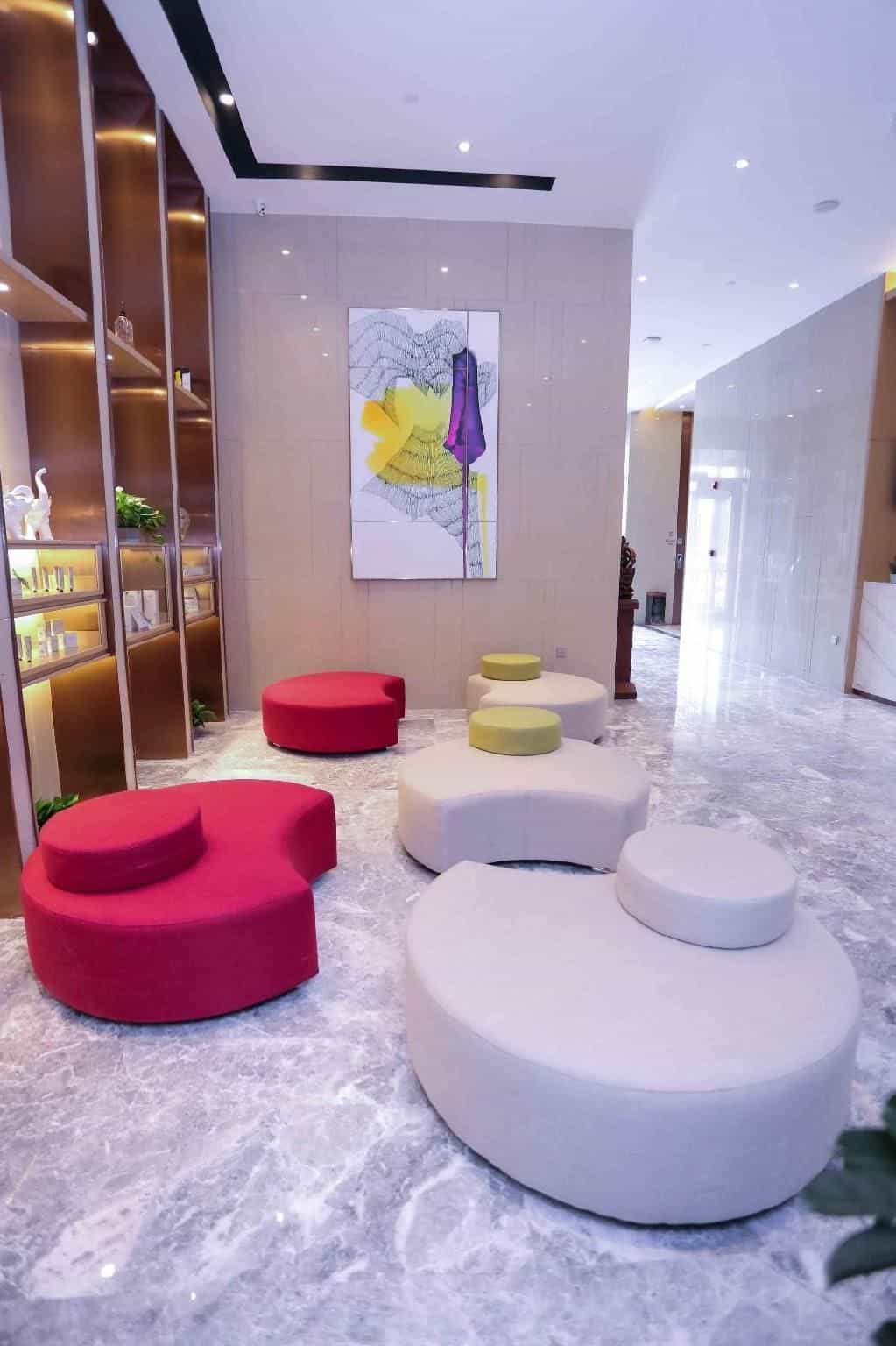 โรงแรมลาว็องด์ ฮาร์บิ้น เรลเวย์สเตชั่น จ้านเฉียนสแควร์