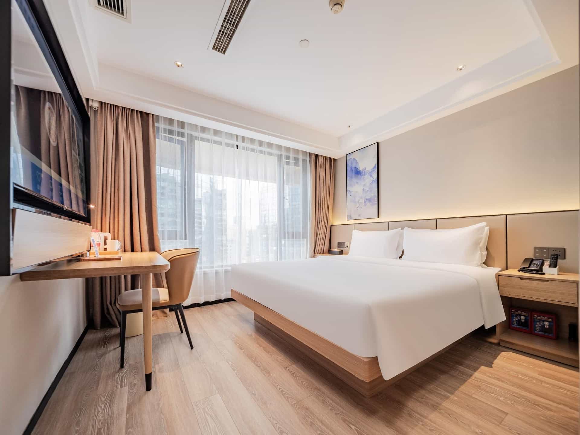 Starway Hotel Chengdu New Convention and Exhibition Center