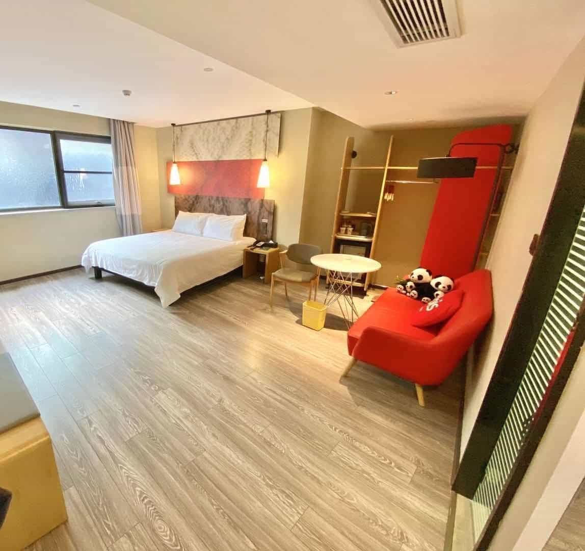 ibis Chengdu Chunxi Road Shudu Mansion